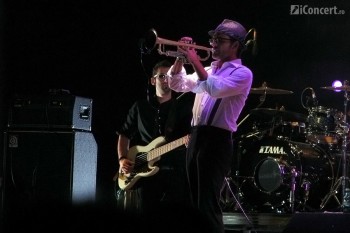 1-parov-stelar-band-the-mission-dance-weekend-2012-13