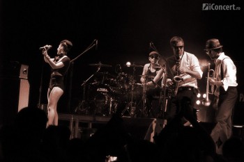 1-parov-stelar-band-the-mission-dance-weekend-2012-22
