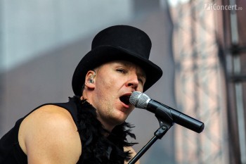 2-poets-of-the-fall-artmania-2012-sibiu-7