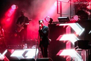 5-hurts-summer-well-2012-22