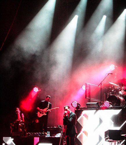 5-hurts-summer-well-2012-24