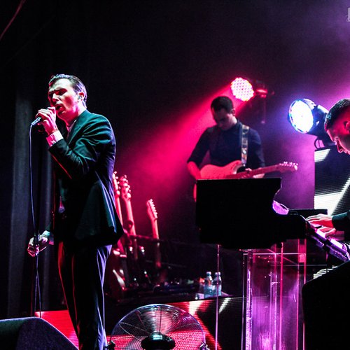 5-hurts-summer-well-2012-27