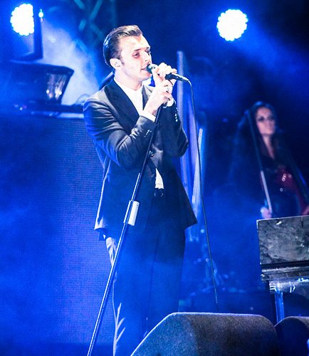5-hurts-summer-well-2012-3