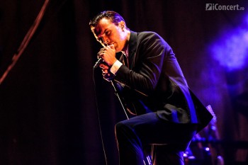 5-hurts-summer-well-2012-33