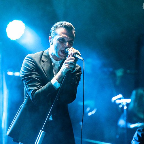 5-hurts-summer-well-2012-4