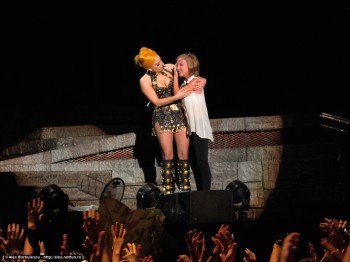 lady-gaga-bucharest-concert-2012-19