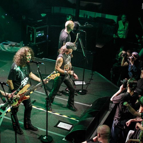 accept-bucharest-2012-chaos-venue-26