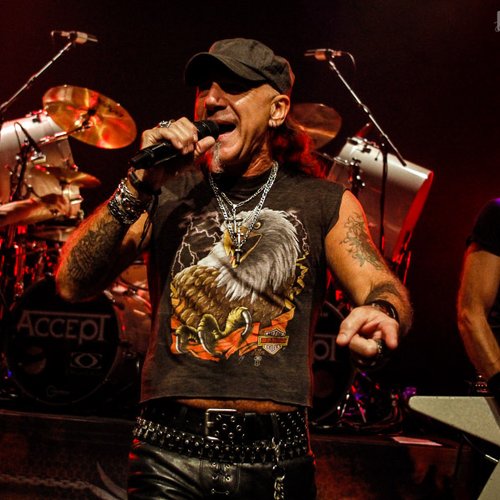 accept-bucharest-2012-chaos-venue-8