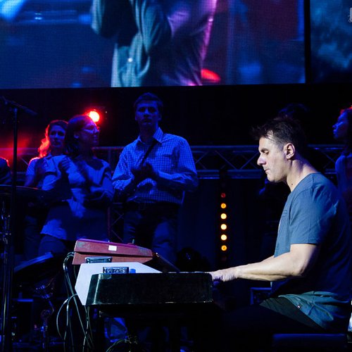 directia-5-sala-palatului-bucuresti-2012-electric-love-story-14