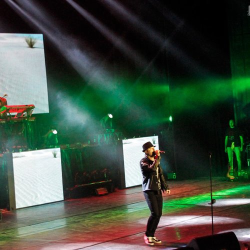 bere-gratis-in-fata-ta-teatrul-national-bucuresti-13