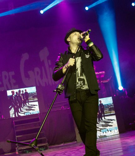 bere-gratis-in-fata-ta-teatrul-national-bucuresti-19