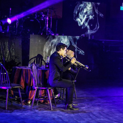 bere-gratis-in-fata-ta-teatrul-national-bucuresti-5