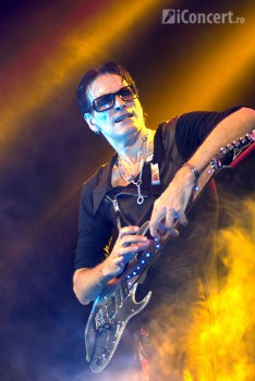 steve-vai-bucharest-2012-sala-palatului-13