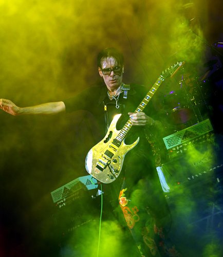 steve-vai-bucharest-2012-sala-palatului-15