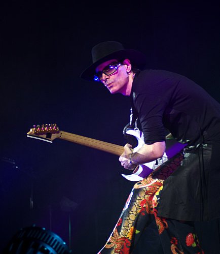 steve-vai-bucharest-2012-sala-palatului-32