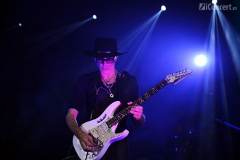 steve-vai-bucharest-2012-sala-palatului-36