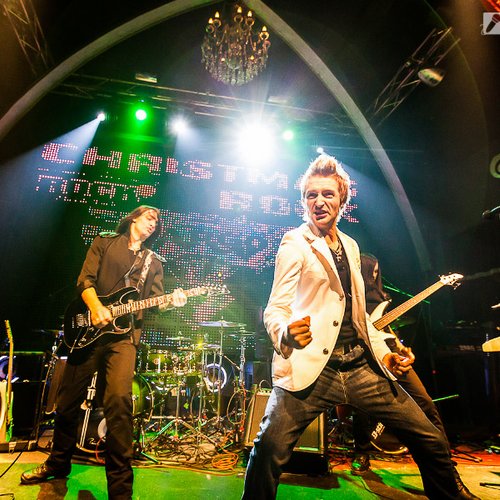 1-addiction-christmas-rock-silver-church-15