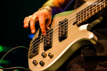 1-addiction-christmas-rock-silver-church-3