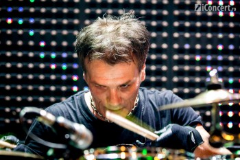 2-cargo-christmas-rock-silver-church-19