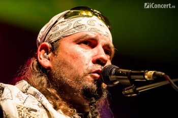 2-cargo-christmas-rock-silver-church-27