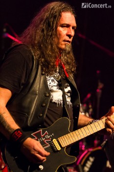 2-cargo-christmas-rock-silver-church-31