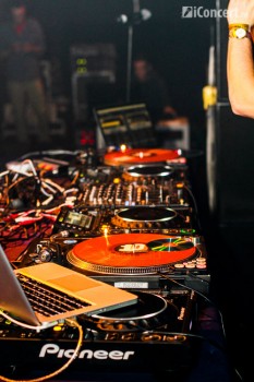 pendulum-dj-set-arenele-romane-bucuresti-22