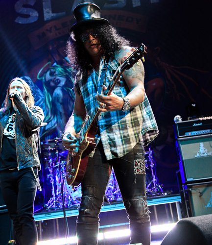 1-slash-bucharest-sala-palatului-paul-11