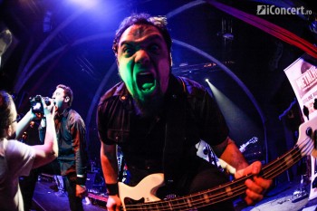 5-goodbye-to-gravity-metalhead-awards-2012-silver-church-09