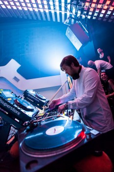 finnebassen-studio-martin-bucuresti-10