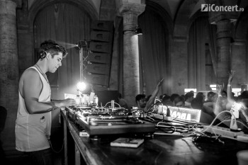 wolf-lamb-tanner-ross-nick-monaco-color-casa-presei-19