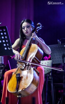 09-the-masterpiece-sala-palatului-tina-guo