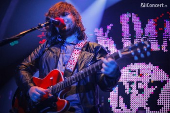 2-madame-hooligan-the-silver-church-03