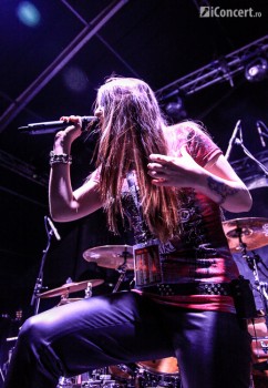 3-shadowside-arenele-romane-bucharest-02