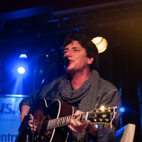 eric-martin-hard-rock-cafe-bucharest-04