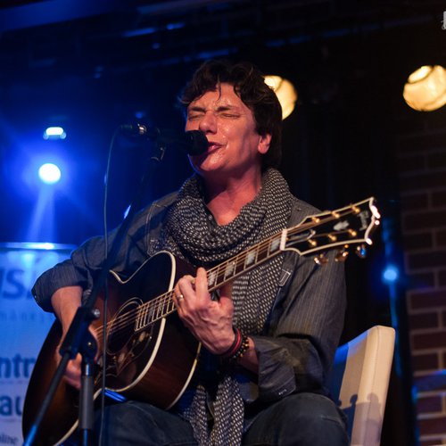 eric-martin-hard-rock-cafe-bucharest-07