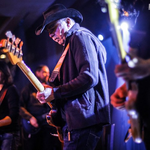 semnal-m-hard-rock-cafe-01