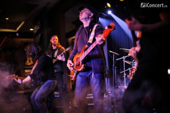 semnal-m-hard-rock-cafe-02