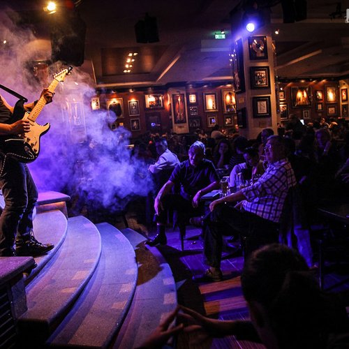 semnal-m-hard-rock-cafe-10