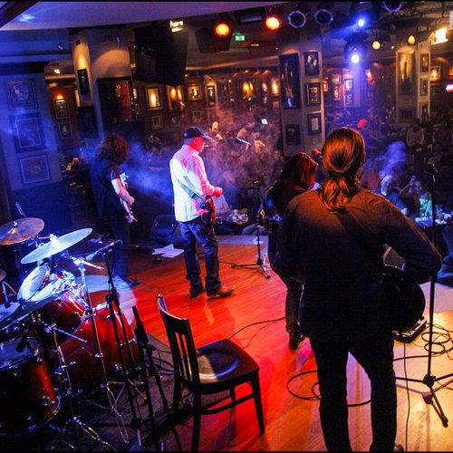 semnal-m-hard-rock-cafe-12