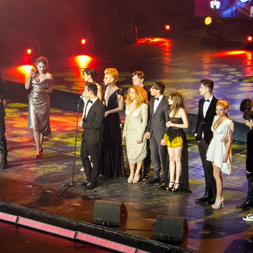 gala-on-air-music-awards-2013-07