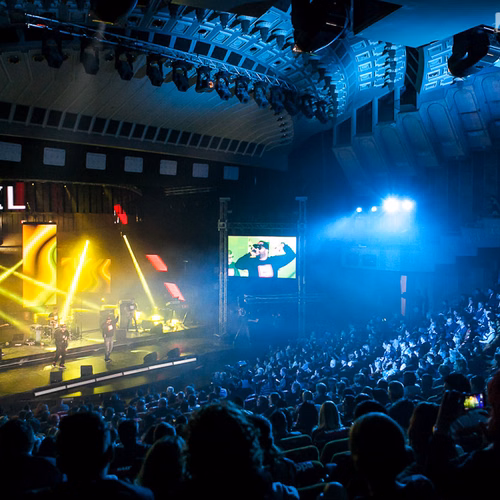 gala-on-air-music-awards-2013-16