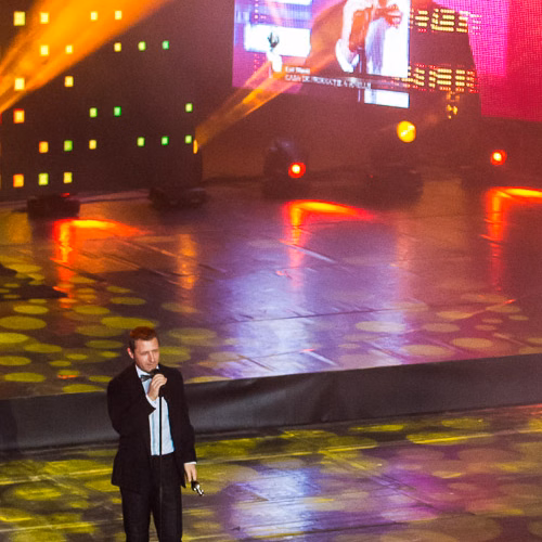 gala-on-air-music-awards-2013-19