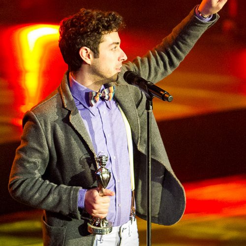 gala-on-air-music-awards-2013-53