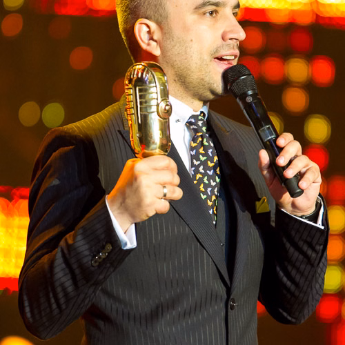 gala-on-air-music-awards-2013-72
