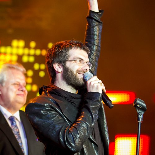 gala-on-air-music-awards-2013-74