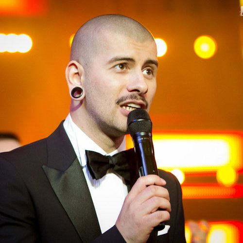 gala-on-air-music-awards-2013-75