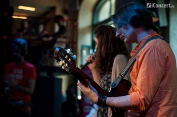 irina-sarbu-marius-mihalache-band-guerrilive-energiea-11