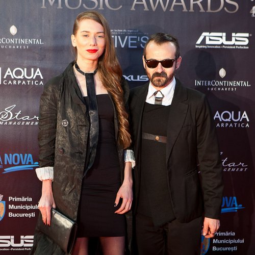 on-air-music-awards-2013-red-carpet-05