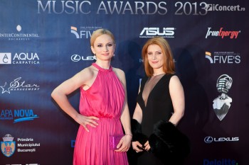 on-air-music-awards-2013-red-carpet-12