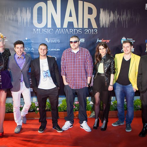 on-air-music-awards-2013-red-carpet-30